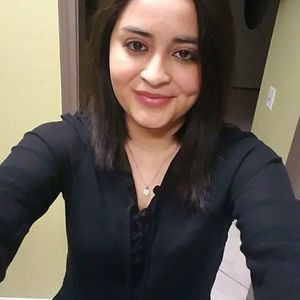 Meet your Posher, Sayra